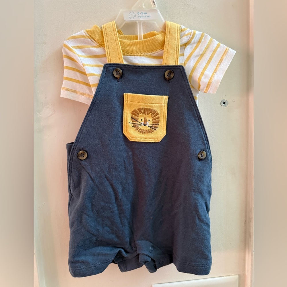 NWT Bundles Baby Place Lion Outfit